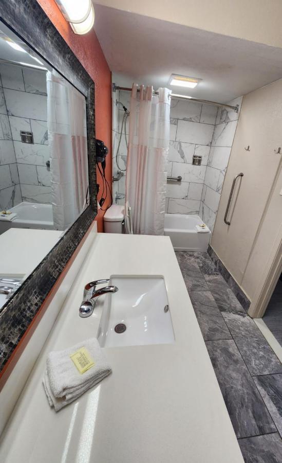Executive Inn ペンサコーラ エクステリア 写真